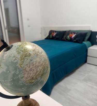 Castellammare di Stabia Apartment | Exceptional Family Getaway at Ada Home with Hot Tub