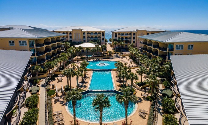 Santa Rosa Beach Condo | Adagio! Oceanfront Retreat with Heated Infinity Pool
