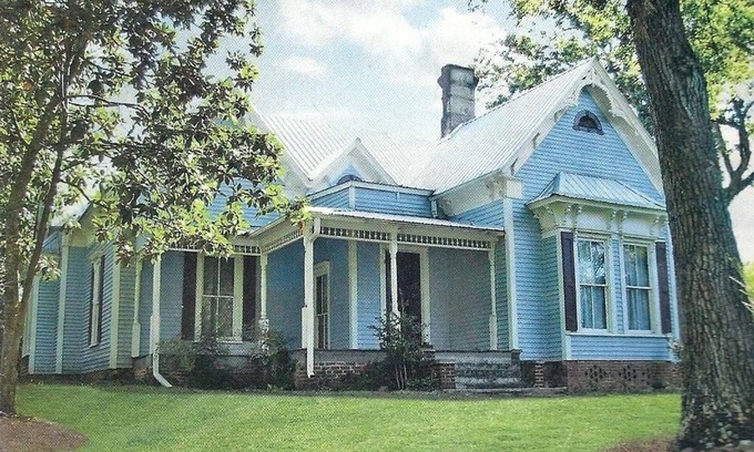 Adairsville Bed & Breakfast | Inviting Adair Manor Bed & Breakfast: Guest Rated 9.8/10