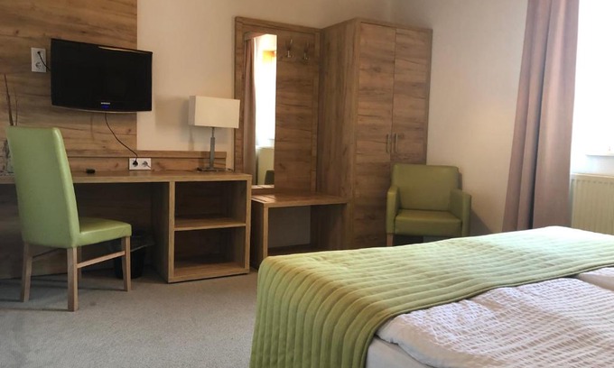 Hornburg Hotel | Discover Adam's Schützenhof: Pet-Friendly with Breakfast