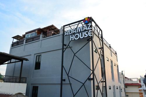 Chana Songkhram House | Family-Friendly Adamaz House: Highly Rated & Cozy Stay