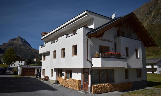 Galtur Apartment | Family-Friendly Adamsberg with a 9/10 Guest Rating