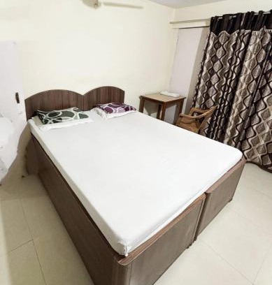 Bistupur House | Budget-Friendly Stay at Adarsh Lodge with Breakfast Inclusive