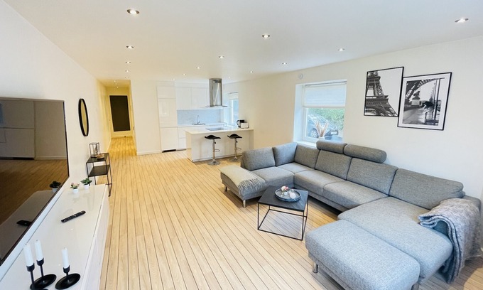 Norresundby Apartment | aday - Elegant and Bright apartment close to the airport