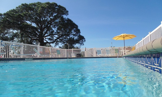 Laurel Hotel | Discover Addys Villas: Eco-Friendly Stay with Ocean Views