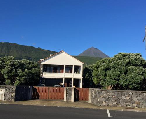 Sao Roque do Pico House | Family-Friendly Stay at Adega do Pereirinha Hotel