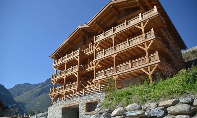 Grimentz Apartment | Idyllic Adelaide B9: Prime Penthouse Near Grimentz Piste