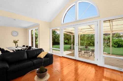 Everard Park House | Stylish Adelaide Accommodation: Beach Access & Free Parking
