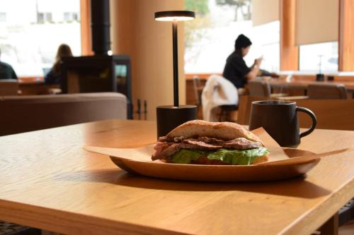 Noboribetsuonsencho Hotel | Cozy Adex Inn with Hot Tub & Family-Friendly Features