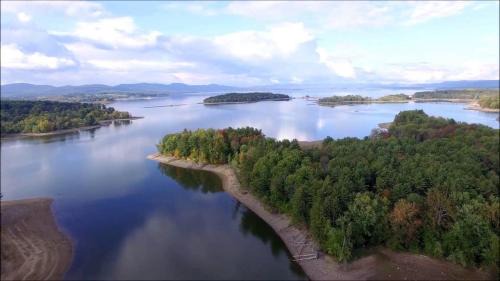 Gloversville Apartment | Adirondack Spirit: Delightful Oceanfront Getaway with Pool
