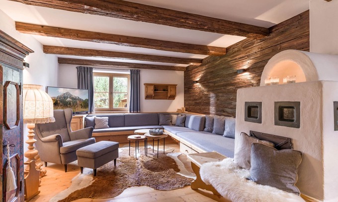 Oberhausen Apartment | Adler - Top Rated 2 Bedroom Apartment in Jochberg