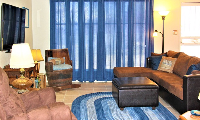 North Mountain House | Beautiful 3 Bedroom Home on Cave Creek Wash Bike Trail