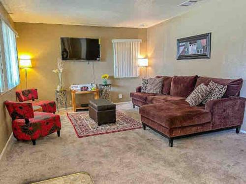 Stockton House | Family-Friendly 4-Bedroom House for Memorable Stays