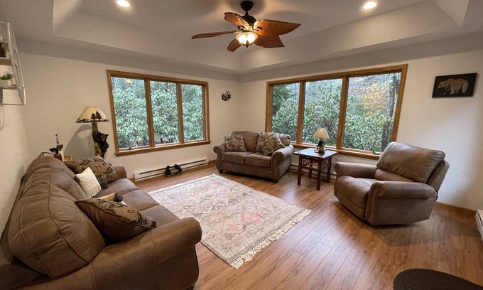 Pocono Pines House | Cozy Pocono Pines Retreat: Perfect for Family Getaways