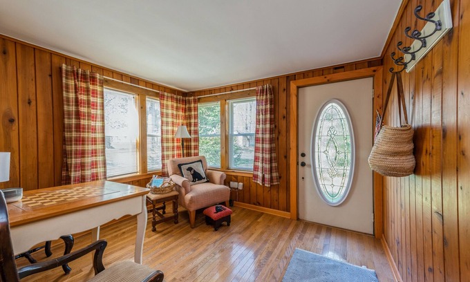 Michiana Shores Cabin | Cozy Beach Cabin Steps from a Private Shoreline Escape