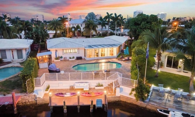 Pompano Isles House | Inviting Canal House with Private Pool and Spa Amenities