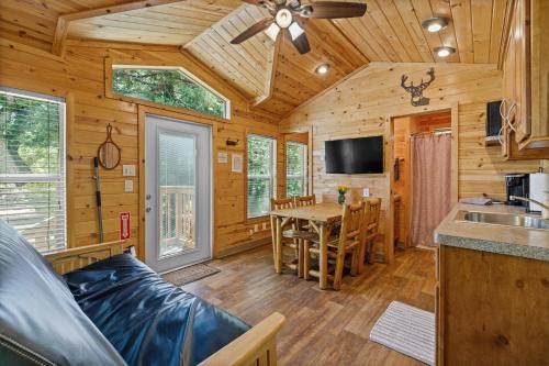 Kernville House | Cozy Cabin #21: Pet-Friendly Escape with Great Reviews