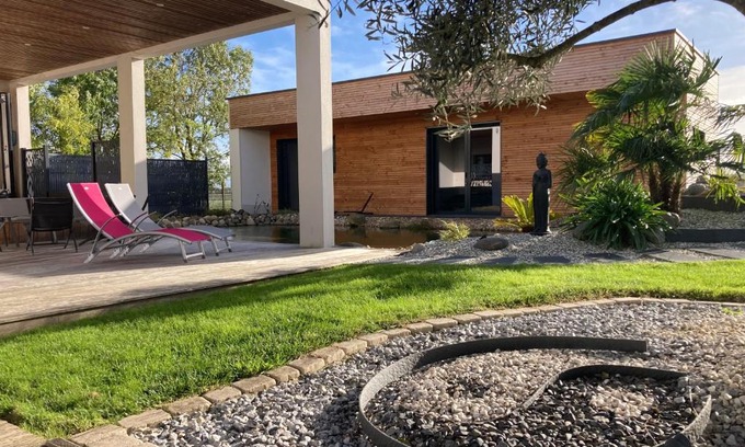 Les Gonds Apartment | Serene Studio d'hôte with Pool - Guest Rated 9/10