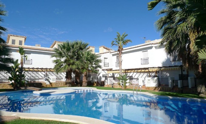 Alcossebre House | Adosados Palm Beach Altamar: Family-Friendly Retreat Awaits