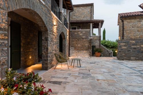 Marusici Bed & Breakfast | Discover ADQ Abbraccio della quercia - Guest Rated 9.7/10