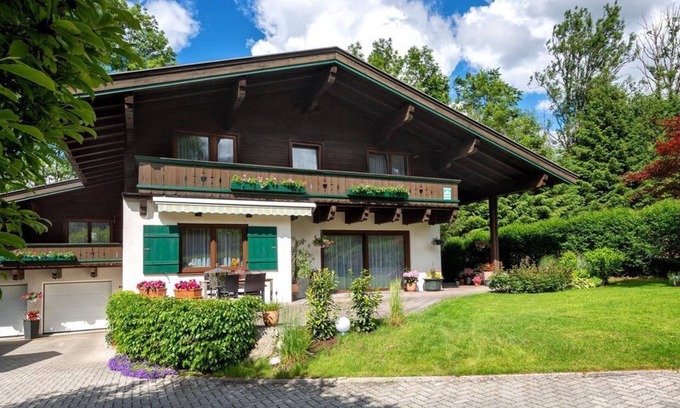 Lofer Apartment | Cozy Adrowitzer Marianne: 1-Bedroom Apartment with Kitchen