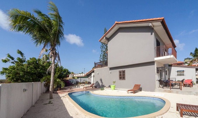 Willemstad Hotel | Experience Advantage Mini Resort: Ocean View & Relaxation Awaits