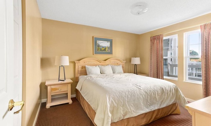 Pigeon Forge Resort | Exciting Retreat! Modern 2BR Unit Steps from Attractions