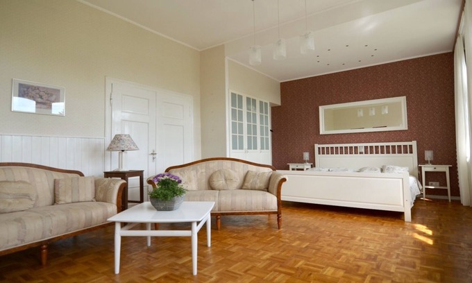 Gondershausen Apartment | Discover Adventure and Relaxation with Ocean View & Spa