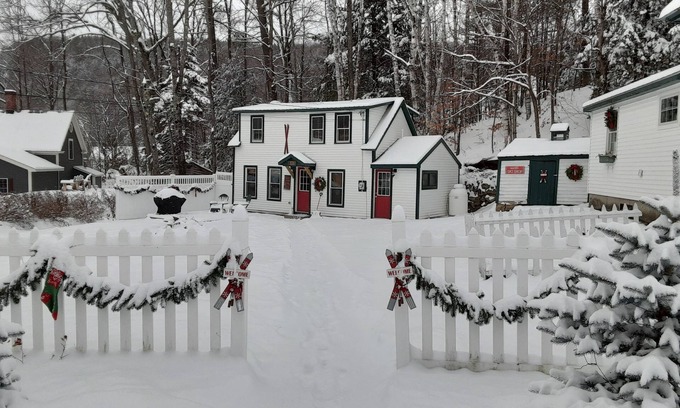 Jackson Cottage | Explore New Hampshire's Mountains at a Top-Rated Escape!