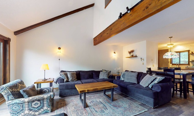 Village at Camelback House | Adventurer's Escape Near Big Pocono Park with Pool & Spa