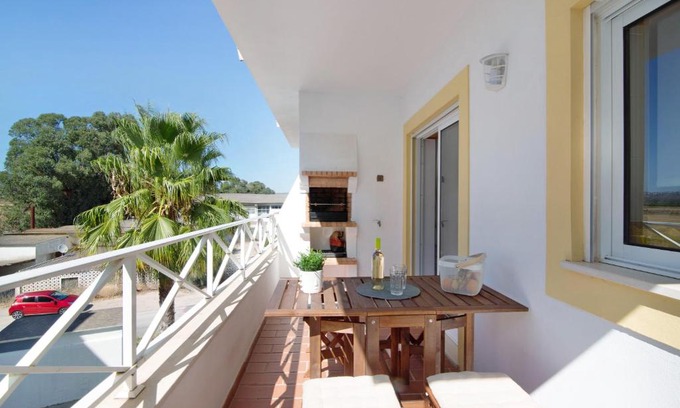 Alfa-Mar Apartment | Inviting Ae Flat Falesia: Oceanfront Bliss with Pool