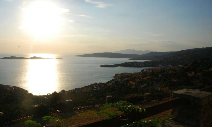 Paleopolis Villa | Experience Aegean Vista with Oceanfront Views and Breakfast