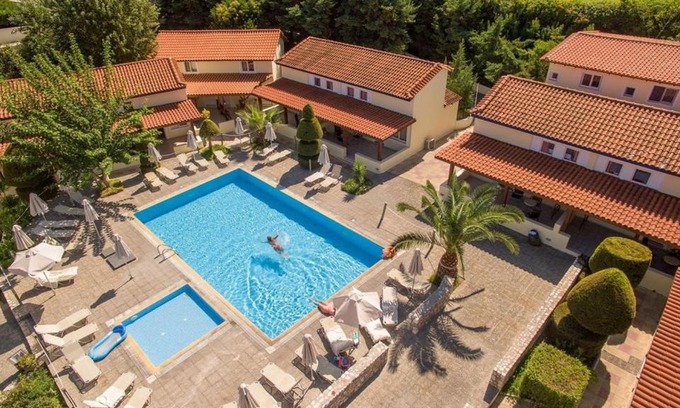 Paradisi Hotel | Discover Aegean View Aqua Resort: Pet-Friendly & Relaxing
