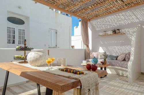 Naxos Apartment | Elegant Aegean White Home: Rated 9/10 with Family Amenities