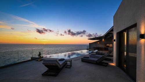 Agios Nikitas Villa | Discover Aelliades Villas: 4-Star Retreat with Ocean Views