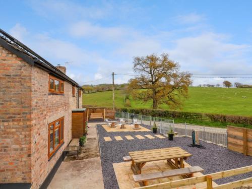 Oswestry House | Aelybryn