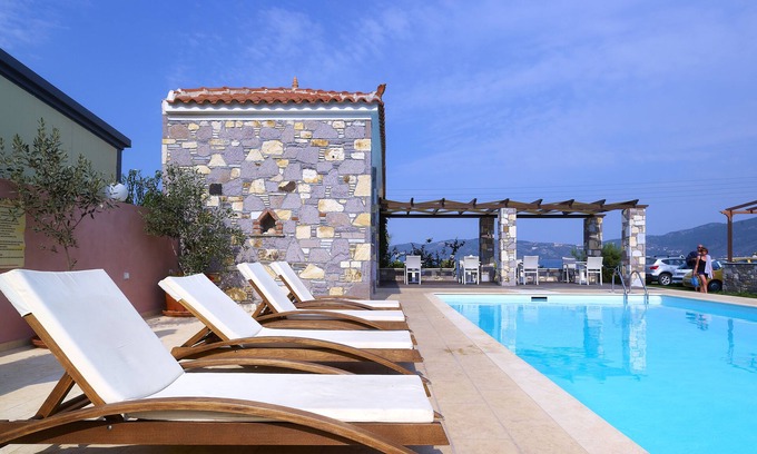 Apidias Lakkos House | Discover Aeolis Apartments & Studios with Pool and Spa