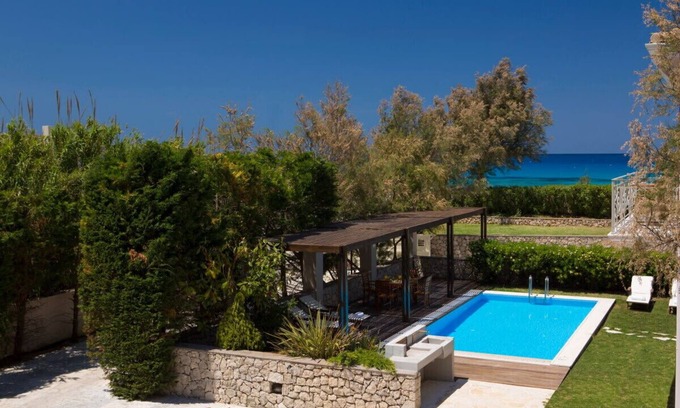 Agios Ioannis Villa | Unforgettable Aeriko-Anemos Beachfront Villa with Pool
