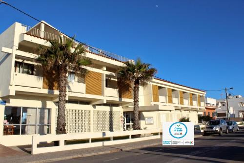 Praia de Faro Hotel | Relax at Aeromar Beach Hotel with Oceanfront Views