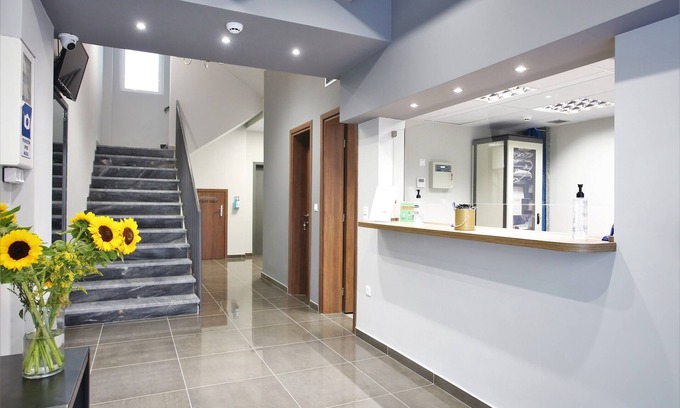 Markopoulon House | Convenient Aethon Airport Project Hotel with Free Shuttle