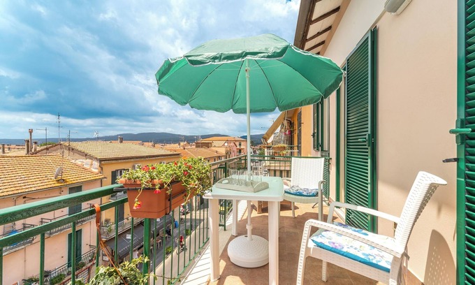 Lake Bracciano Apartment | Charming 3570 Affaccio sul Lago: Lake Views & Breakfast