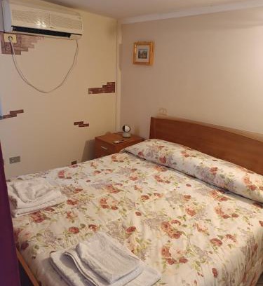 Nocera Inferiore Apartment | Cozy Stay at Affitta Camere Rosa Tea - Pet & Child Friendly
