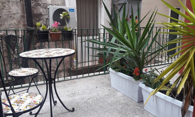 Isola del Borgo Antico House | Guest Favorite: Affittacamere Al Molo Sant'Eligio Awaits