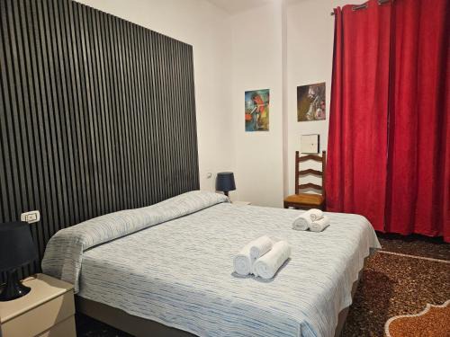 Quarto dei Mille House | Inviting House LeoMar di Sara: Breakfast & Family-Friendly