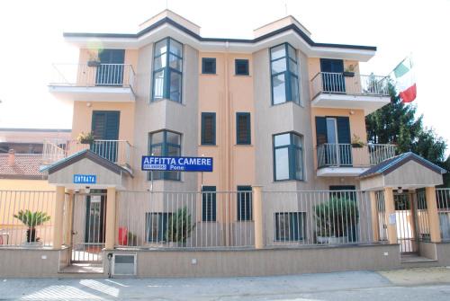 Pelucca - Villaggio Falck Bed & Breakfast | Pet-Friendly Retreat at Affittacamere Pone - Rated 7.8/10