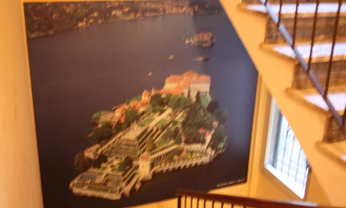 Stresa House | Cozy Stays at Affittacamere Via Mazzini with Breakfast