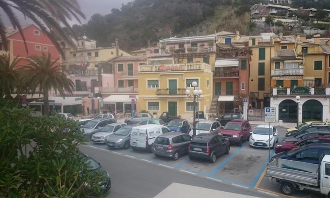 Moneglia House | Pet-Friendly Retreat at Affittacamere Villa Giulia