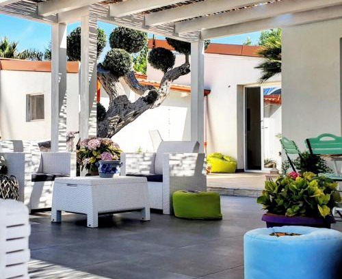 Agrigento Bed & Breakfast | Discover Villa Masá: Family-Friendly Retreat with Dining