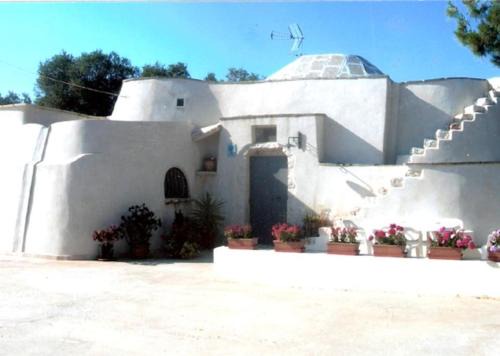 Ostuni House | Discover Trullo il Gelso - 4-Star Pet-Friendly Retreat