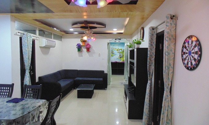 Toli Chowki Apartment | Modern 3Bhk Furnished Apartment at HS Royal with Breakfast